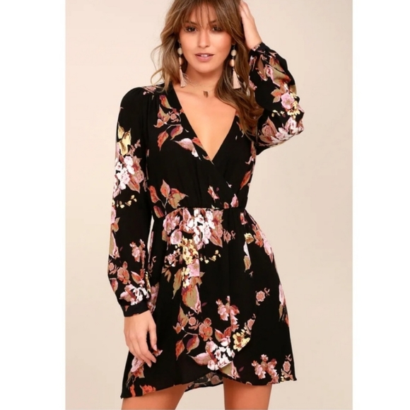 Lulus Dresses & Skirts - Lulu's In Bloom Black Floral Mini Dress
